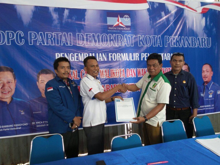SBY antar Bang Yusfar ke Demokrat