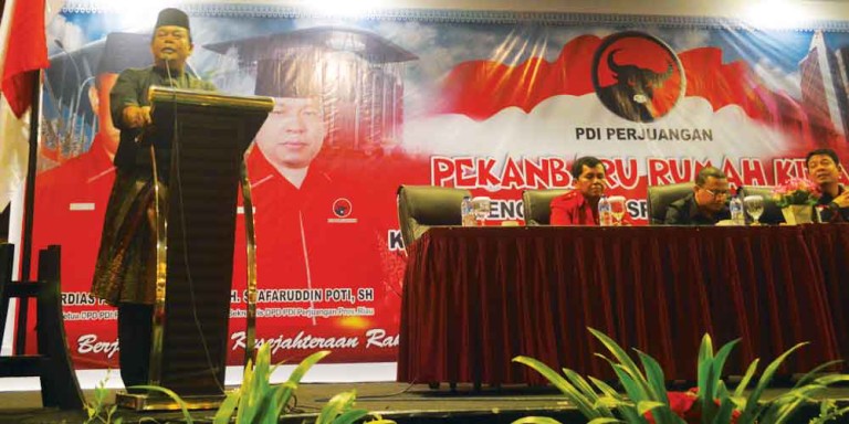 Bang Yusfar bersama PDIP, Tokoh Masyarakat, Lembaga Adat & ORMAS