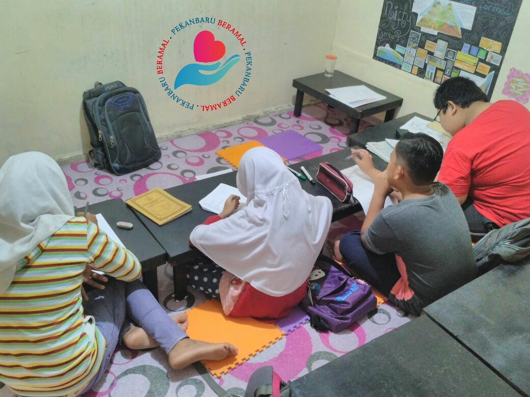 Pekanbaru Beramal, Beramal Untuk Anak Yatim & Kurang Mampu