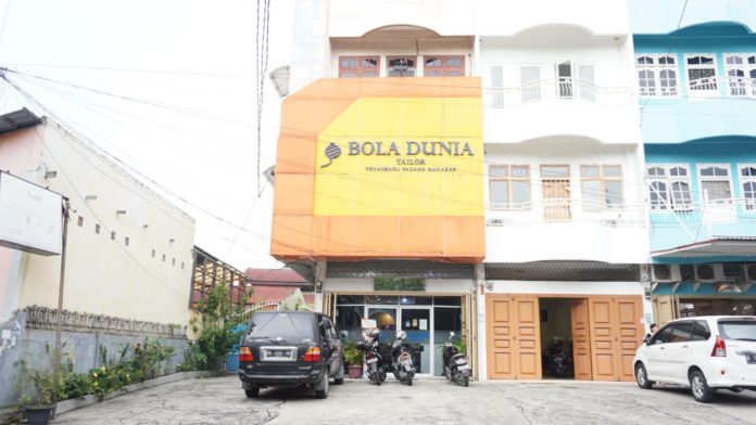 Bola Dunia Taylor Pekanbaru
