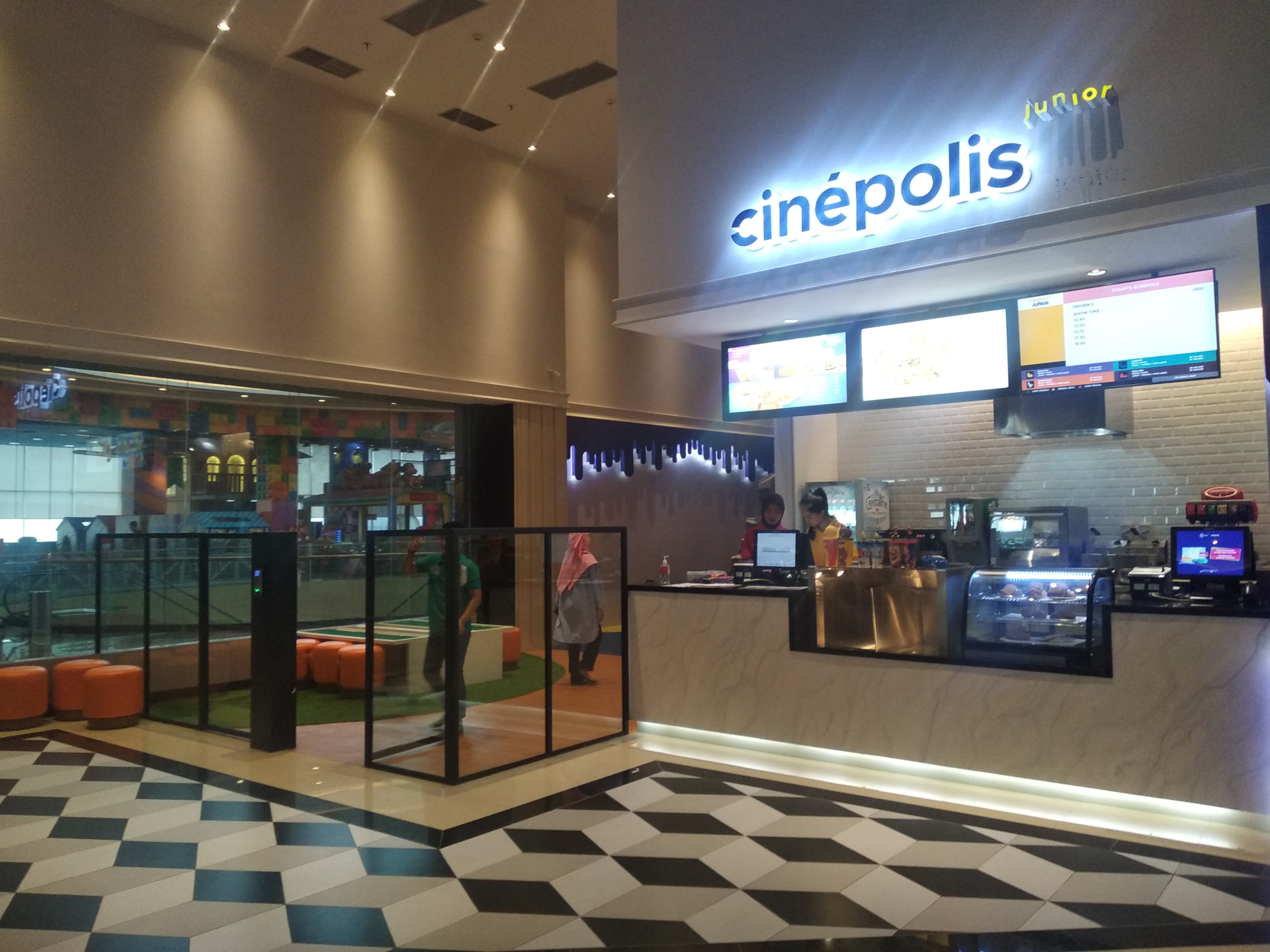 Cinepolis Junior LW Pekanbaru