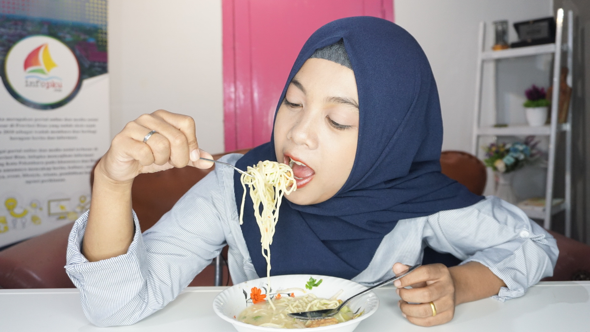 Alasan Kita Suka Makan