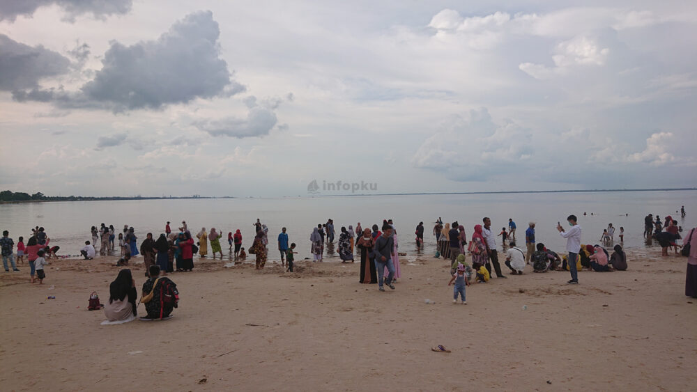 Pantai Koneng Dumai