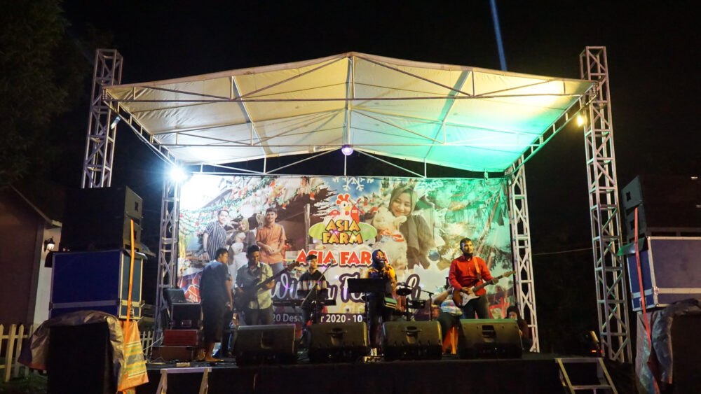 Live Music Winter Festival Asia Farm