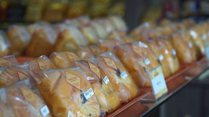 Vallyn Bluder Cake Pekanbaru
