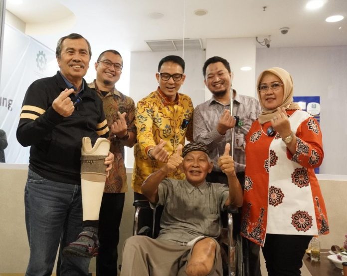 Layanan Kaki Palsu Awal Bros