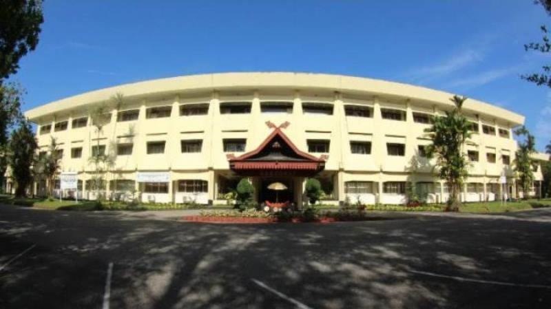 gedung rektorat unilak
