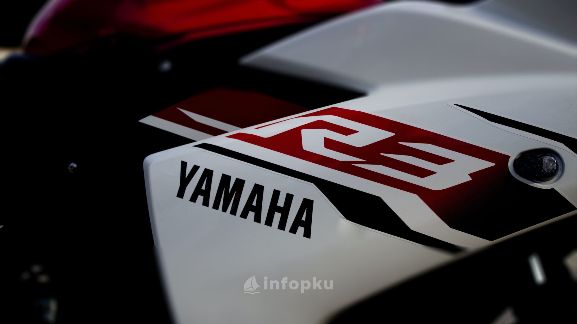 Classy Motor Show Yamaha