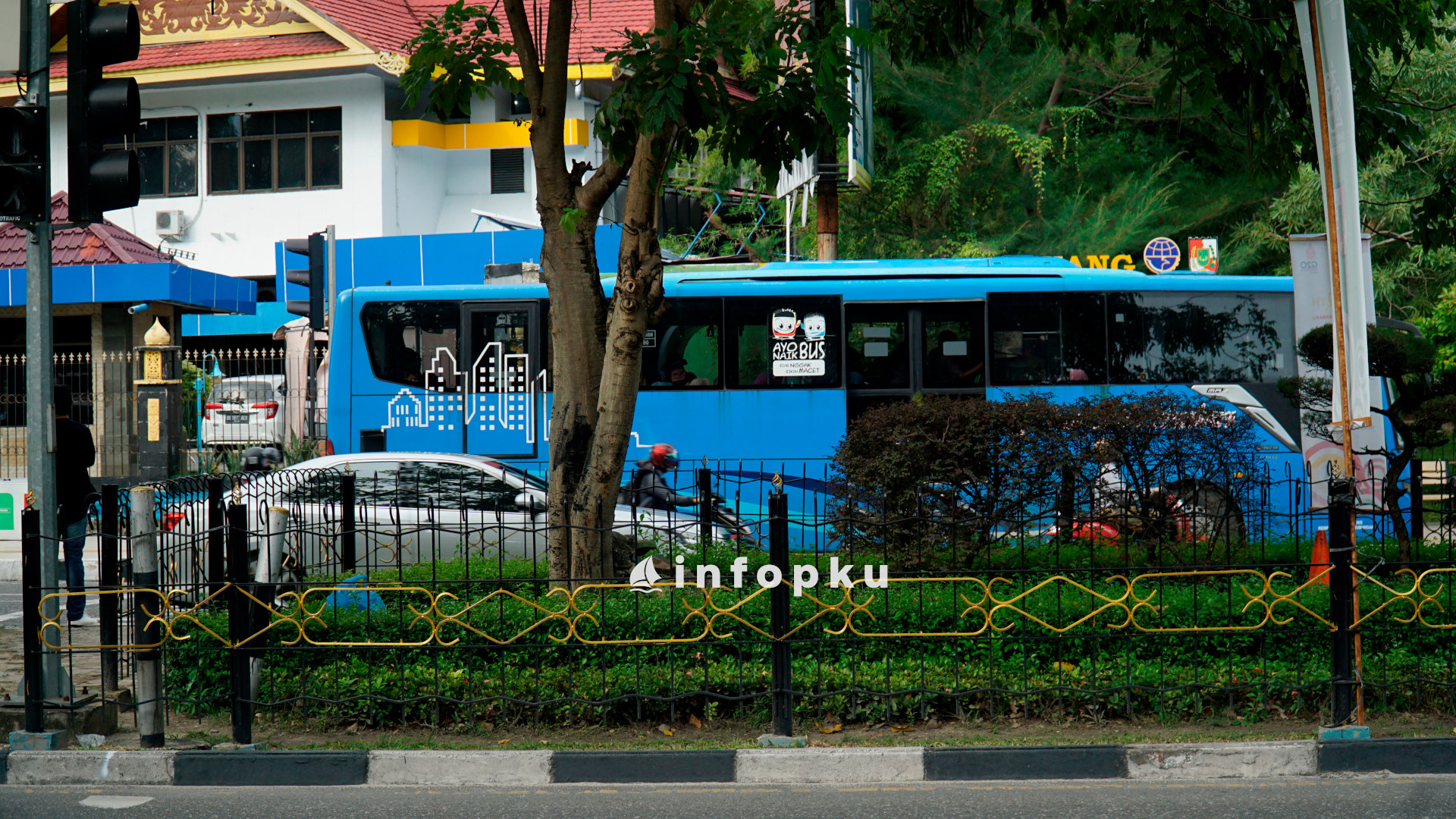 Naik Bus TMP