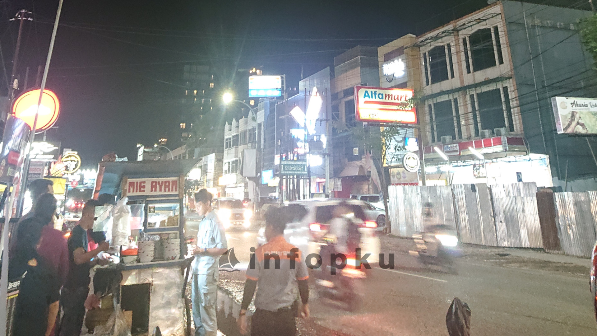 Jalan Riau Kota Pekanbaru