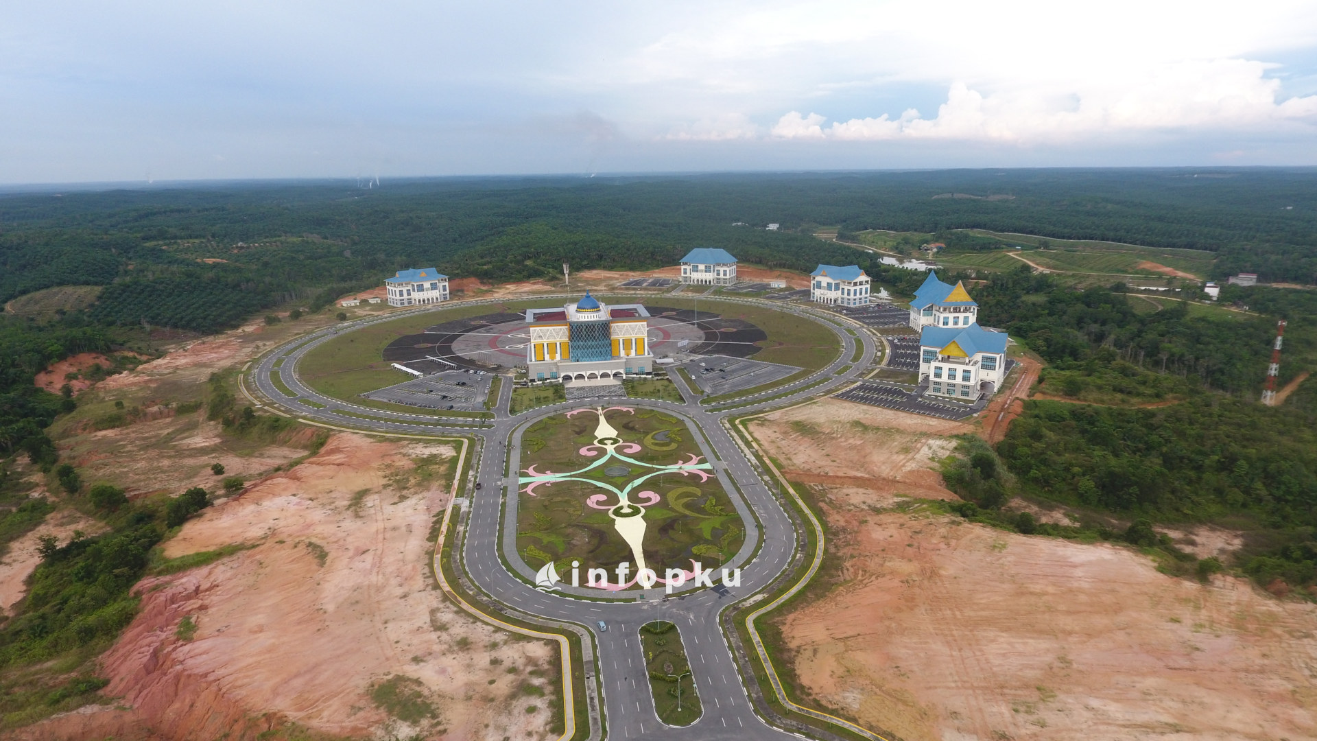 Honorer Pemko Pekanbaru
