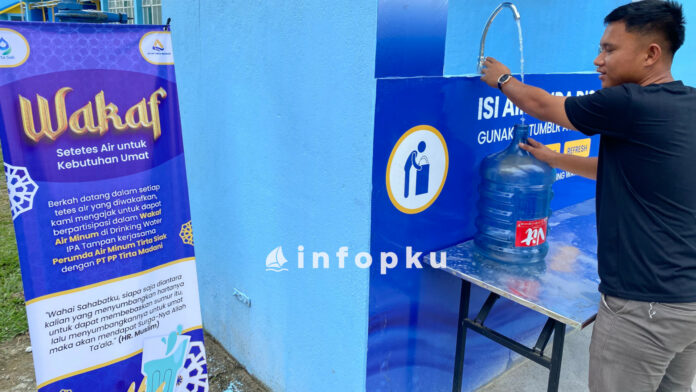 Minum Air Tirta Siak