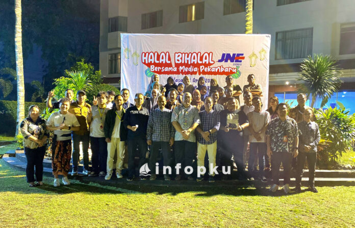 JNE Pekanbaru Gelar Halal Bihalal