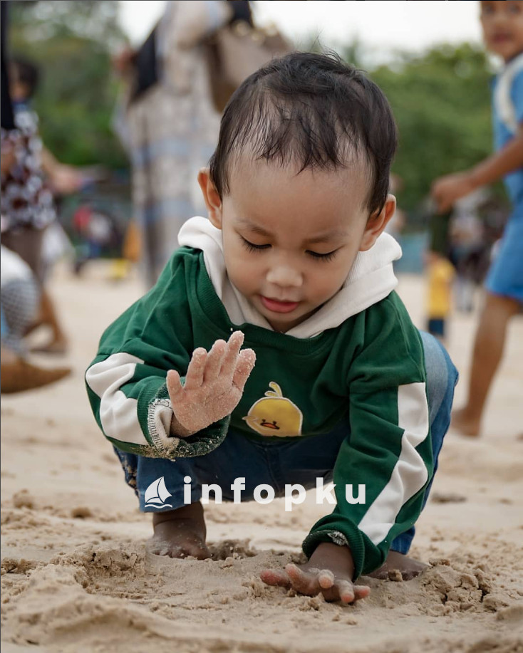 Pantai Koneng