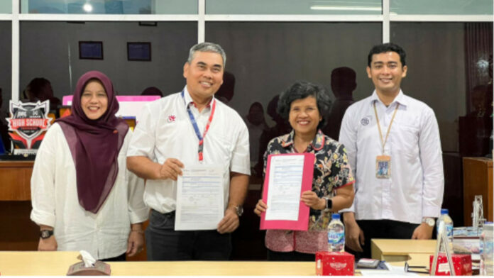 Telkom Riau dan SMA Santa Maria Tandatangani MoU
