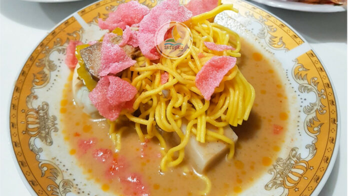 Lontong Malam di Pekanbaru