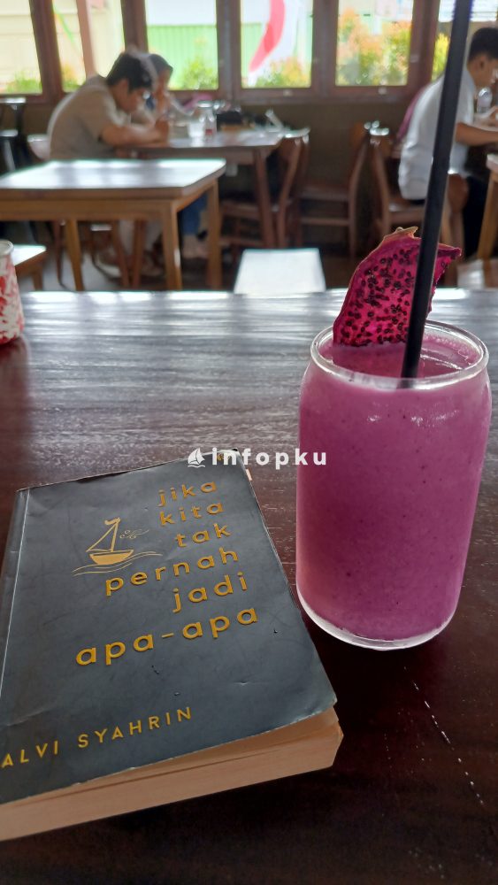 Antitesa Coffe & Library - Cafe Buku di Pekanbaru