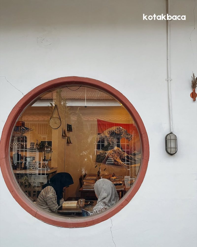 kotak baca - cafe buku di Pekanbaru